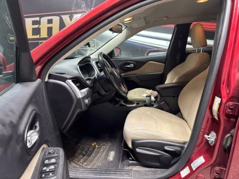 More photos of 2017 Jeep Cherokee Latitude at Seay Motors, KY