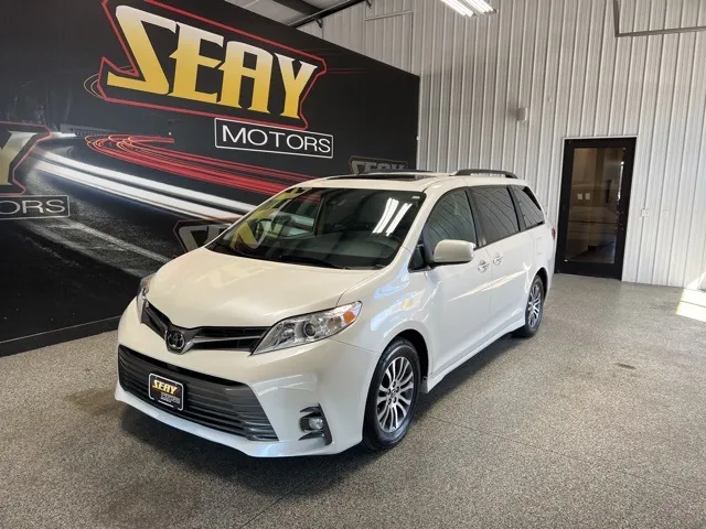 2020 Toyota Sienna XLE for sale in Mayfield, KY
