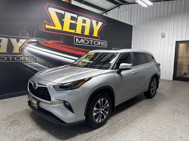 2024 Toyota Highlander XLE for sale in Mayfield, KY