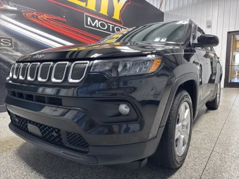 More photos of 2022 Jeep Compass Latitude at Seay Motors, KY