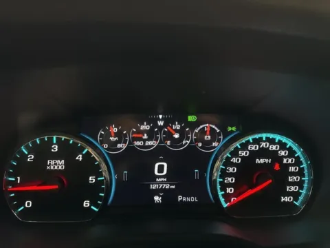 Photos of 2018 GMC Yukon XL Denali for sale in Mayfield, KY at Seay Motors