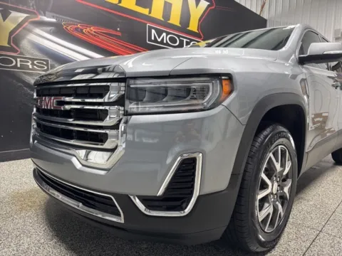 More photos of 2023 GMC Acadia SLE at Seay Motors, KY