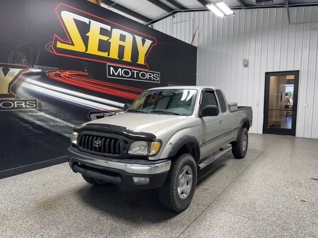 Silver 2001 Toyota Tacoma for sale in Mayfield, KY