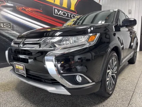 More photos of 2017 Mitsubishi Outlander ES at Seay Motors, KY