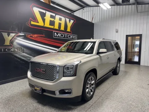 Silver 2015 GMC Yukon XL Denali for sale in Mayfield, KY