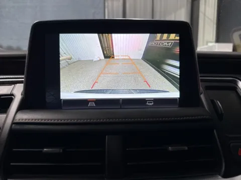 More photos of 2022 GMC Yukon AT4 at Seay Motors, KY