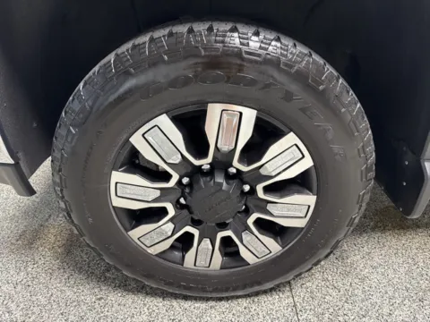 More photos of 2021 Chevrolet Silverado 2500HD Work Truck at Seay Motors, KY