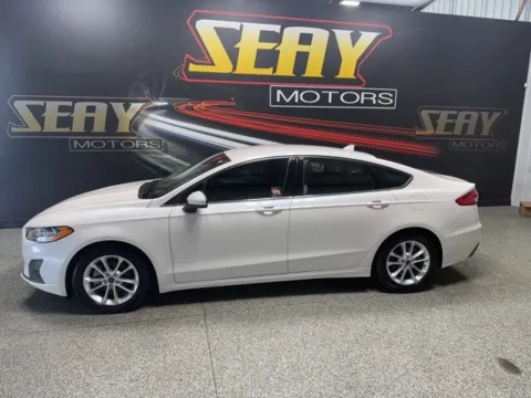 Another view of 2019 Ford Fusion SE for sale in Mayfield, KY at Seay Motors