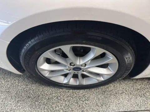 More photos of 2019 Ford Fusion SE at Seay Motors, KY