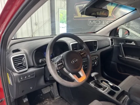 More photos of 2022 Kia Sportage LX at Seay Motors, KY