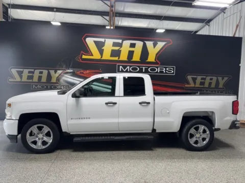 Photos of 2017 Chevrolet Silverado 1500 Custom for sale in Mayfield, KY at Seay Motors