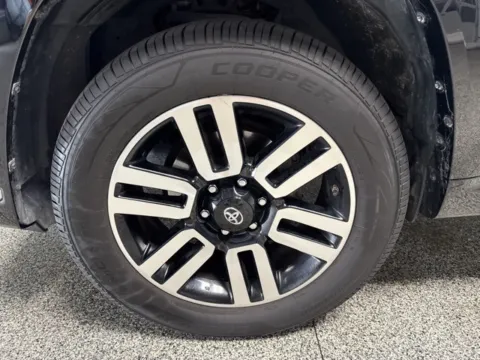 Another view of 2019 Toyota 4Runner Limited for sale in Mayfield, KY at Seay Motors