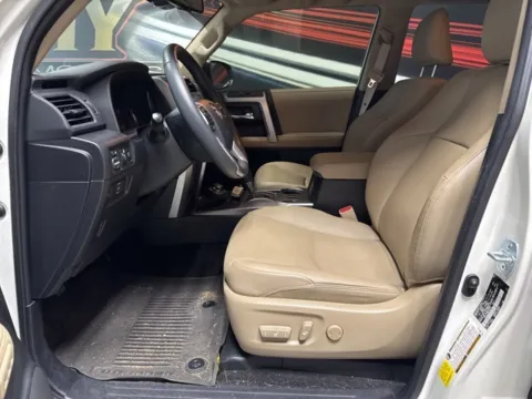 More photos of 2021 Toyota 4Runner Limited at Seay Motors, KY