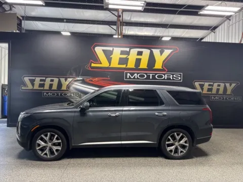 Photos of 2021 Hyundai Palisade SEL for sale in Mayfield, KY at Seay Motors