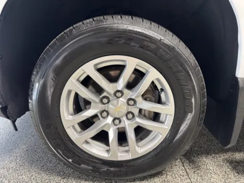 More photos of 2021 Chevrolet Silverado 1500 LT at Seay Motors, KY