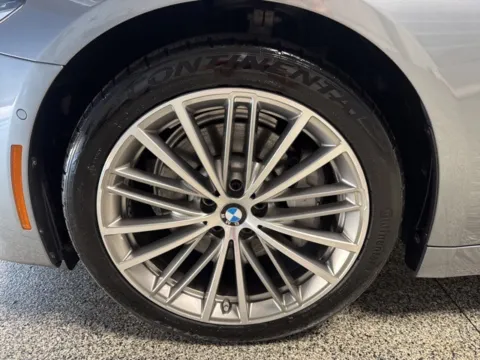 More photos of 2017 BMW 5 Series 540i at Seay Motors, KY