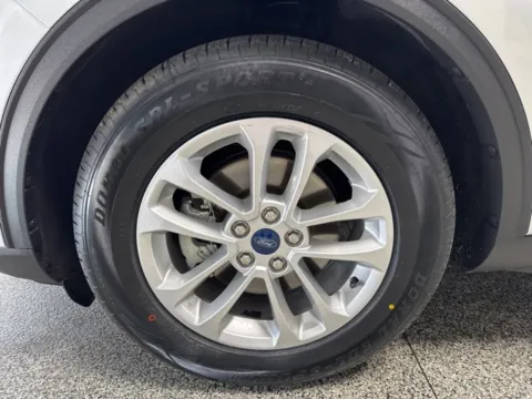 More photos of 2020 Ford Escape SE at Seay Motors, KY