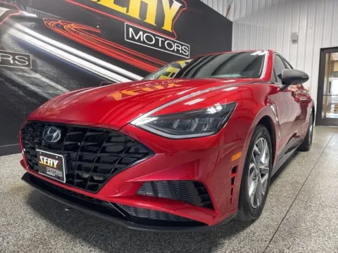 Photos of 2020 Hyundai Sonata SEL for sale in Mayfield, KY at Seay Motors
