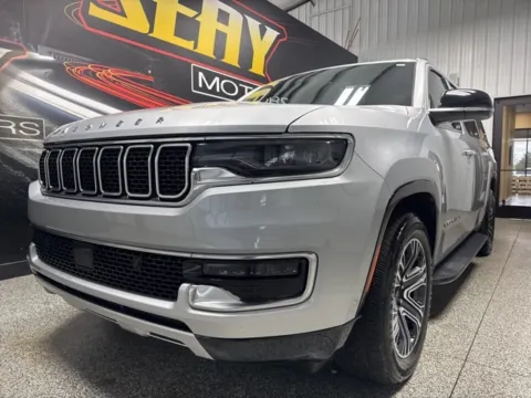 Photos of 2024 Jeep Wagoneer L Series II for sale in Mayfield, KY at Seay Motors