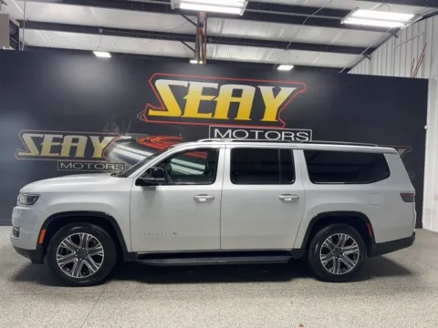 Another view of 2024 Jeep Wagoneer L Series II for sale in Mayfield, KY at Seay Motors
