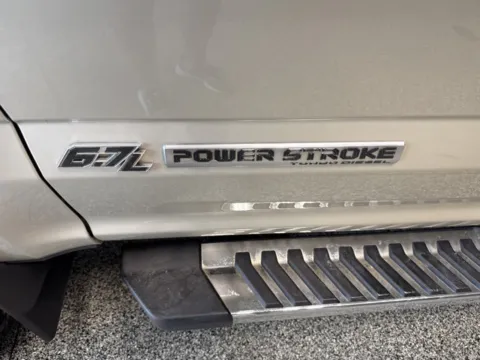 More photos of 2018 Ford F-250SD Lariat at Seay Motors, KY