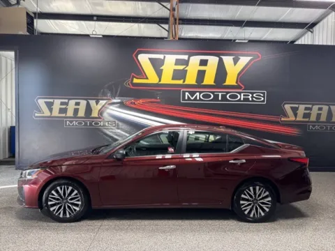Another view of 2024 Nissan Altima 2.5 SV for sale in Mayfield, KY at Seay Motors