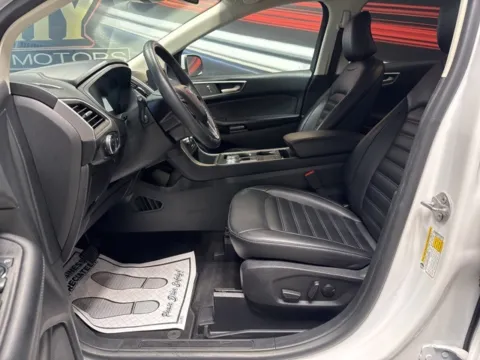 More photos of 2024 Ford Edge SEL at Seay Motors, KY