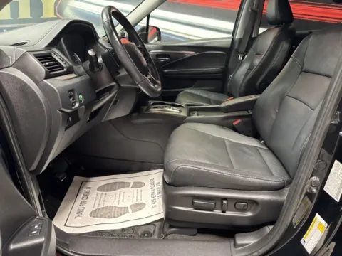 More photos of 2022 Honda Pilot Special Edition at Seay Motors, KY