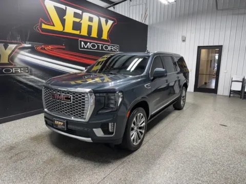 Gray 2021 GMC Yukon XL Denali for sale in Mayfield, KY