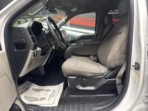More photos of 2018 Ford F-150 XLT at Seay Motors, KY