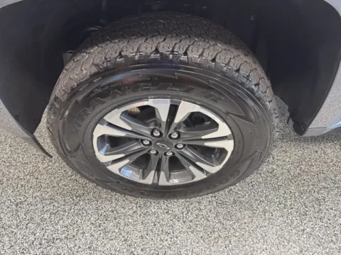 More photos of 2022 Chevrolet Colorado Z71 at Seay Motors, KY