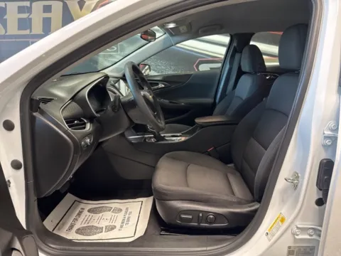 More photos of 2023 Chevrolet Malibu LT at Seay Motors, KY