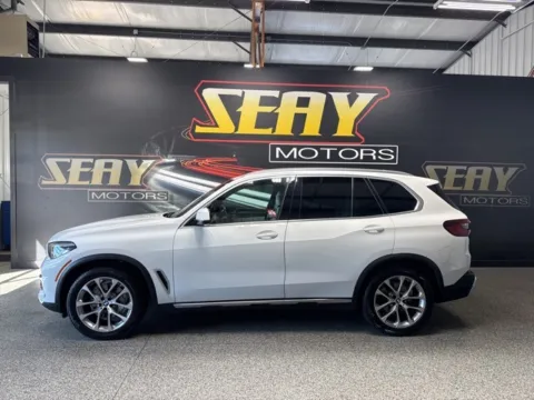 Another view of 2022 BMW X5 xDrive40i for sale in Mayfield, KY at Seay Motors