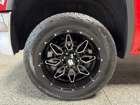 More photos of 2017 GMC Sierra 1500 SLT at Seay Motors, KY