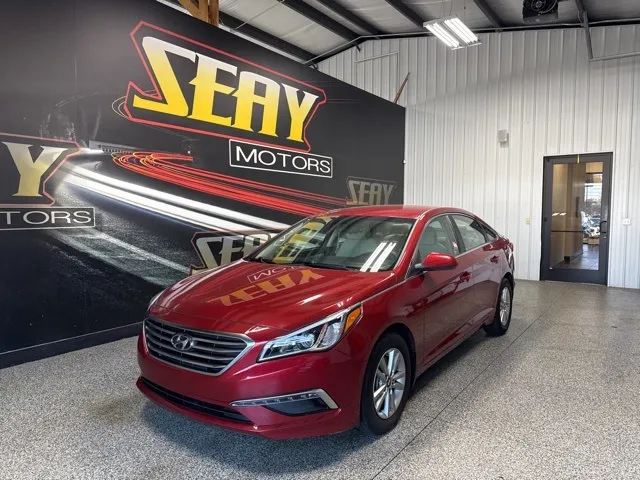 Red 2015 Hyundai Sonata SE for sale in Mayfield, KY
