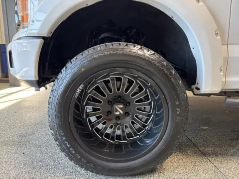 More photos of 2020 Ford F-150 XLT at Seay Motors, KY