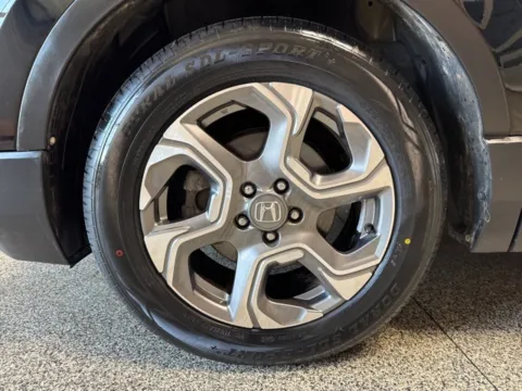 More photos of 2019 Honda CR-V EX-L at Seay Motors, KY