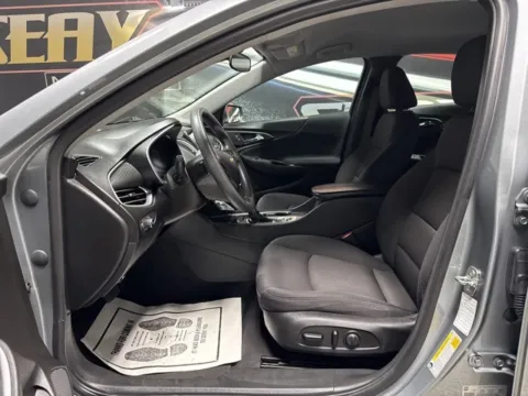More photos of 2023 Chevrolet Malibu LT at Seay Motors, KY