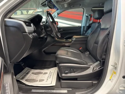 More photos of 2019 GMC Yukon XL SLT at Seay Motors, KY