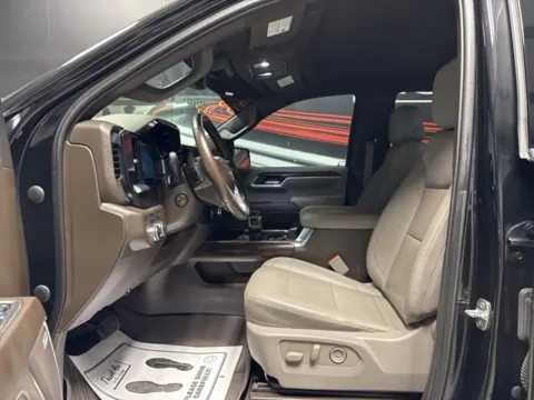 More photos of 2023 GMC Sierra 1500 SLT at Seay Motors, KY