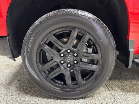 More photos of 2023 Chevrolet Silverado 1500 LT Trail Boss at Seay Motors, KY