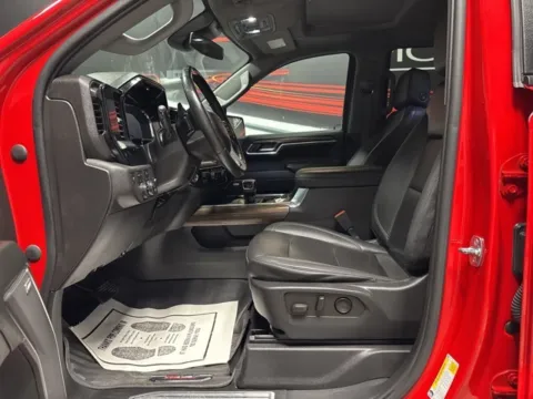 More photos of 2023 Chevrolet Silverado 1500 LT Trail Boss at Seay Motors, KY