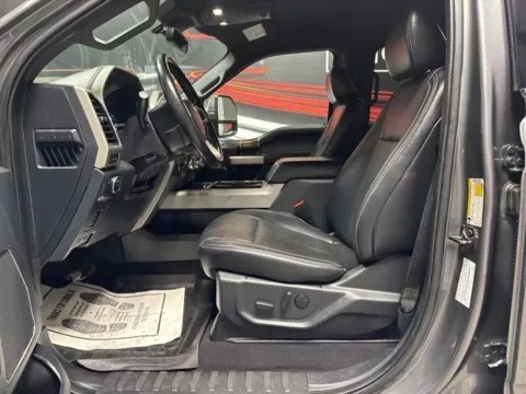 More photos of 2022 Ford F-250SD Lariat at Seay Motors, KY