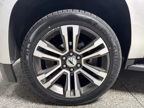 More photos of 2018 Chevrolet Suburban LT at Seay Motors, KY