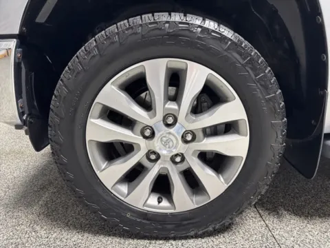 More photos of 2015 Toyota Tundra Limited at Seay Motors, KY