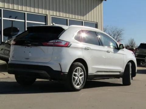 Another view of 2023 Ford Edge SEL for sale in Bethany, MO at Pettijohn Auto Center