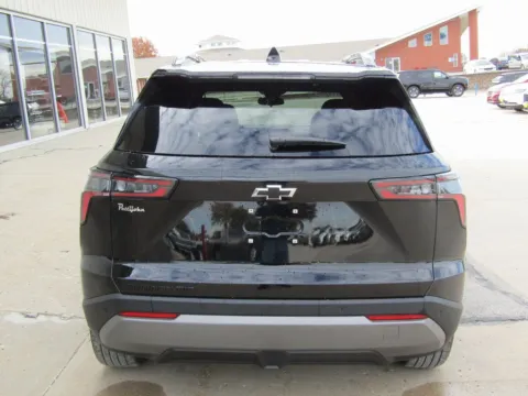 More photos of 2026 Chevrolet Equinox LT at Pettijohn Auto Center, MO