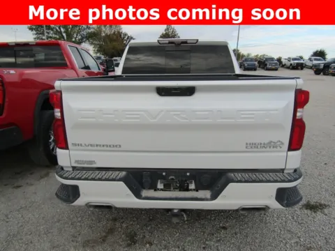 More photos of 2020 Chevrolet Silverado 1500 High Country at Pettijohn Auto Center, MO
