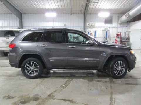 Photos of 2018 Jeep Grand Cherokee Limited for sale in Bethany, MO at Pettijohn Auto Center