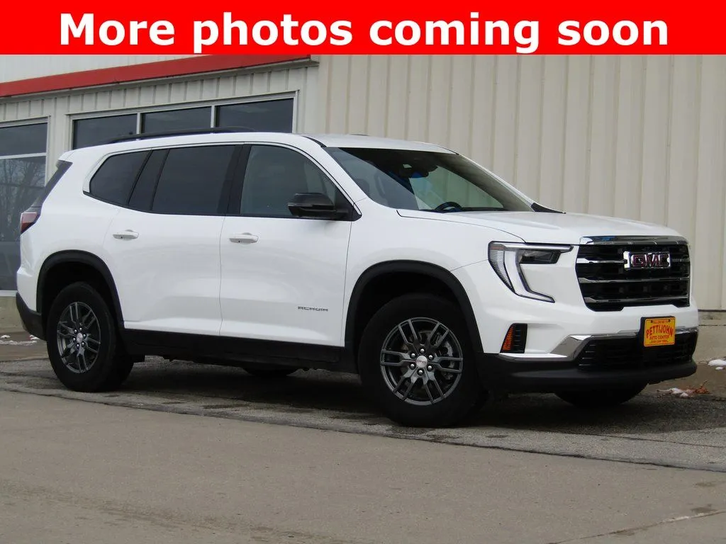 2025 GMC Acadia Elevation's photo